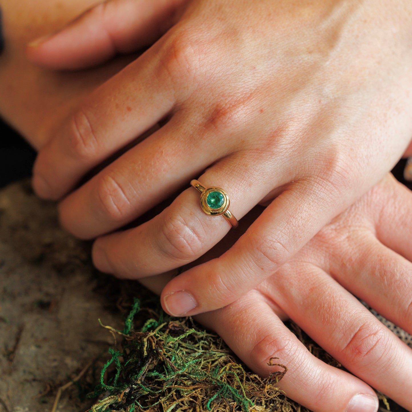 Headlight Emerald Solid 14K