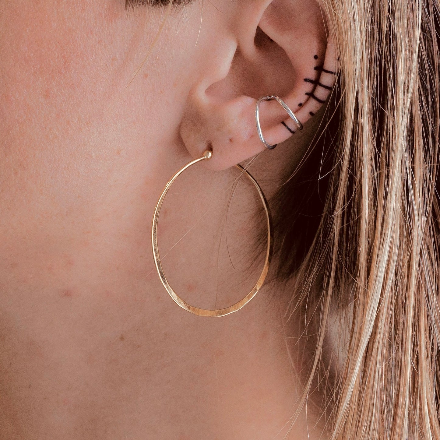 Slim Nana Hoops in Yellow Gold Vermeil