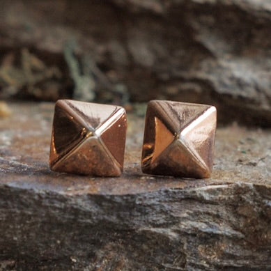 Pyramid Studs