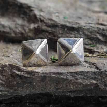 Pyramid Studs