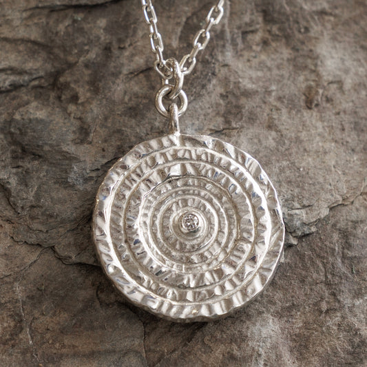 Still Perfect Medium (with Diamond) Necklace