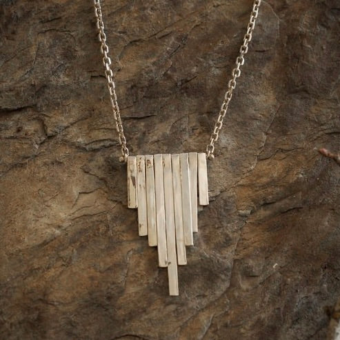 Crysler Necklace Medium