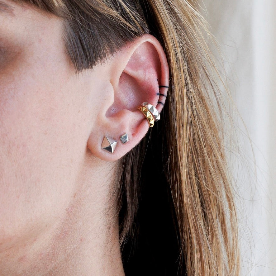 Pyramid Studs