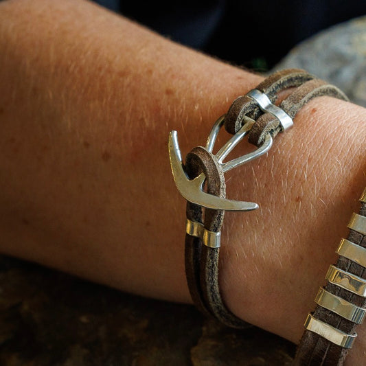 Anchor Clasp Bracelet