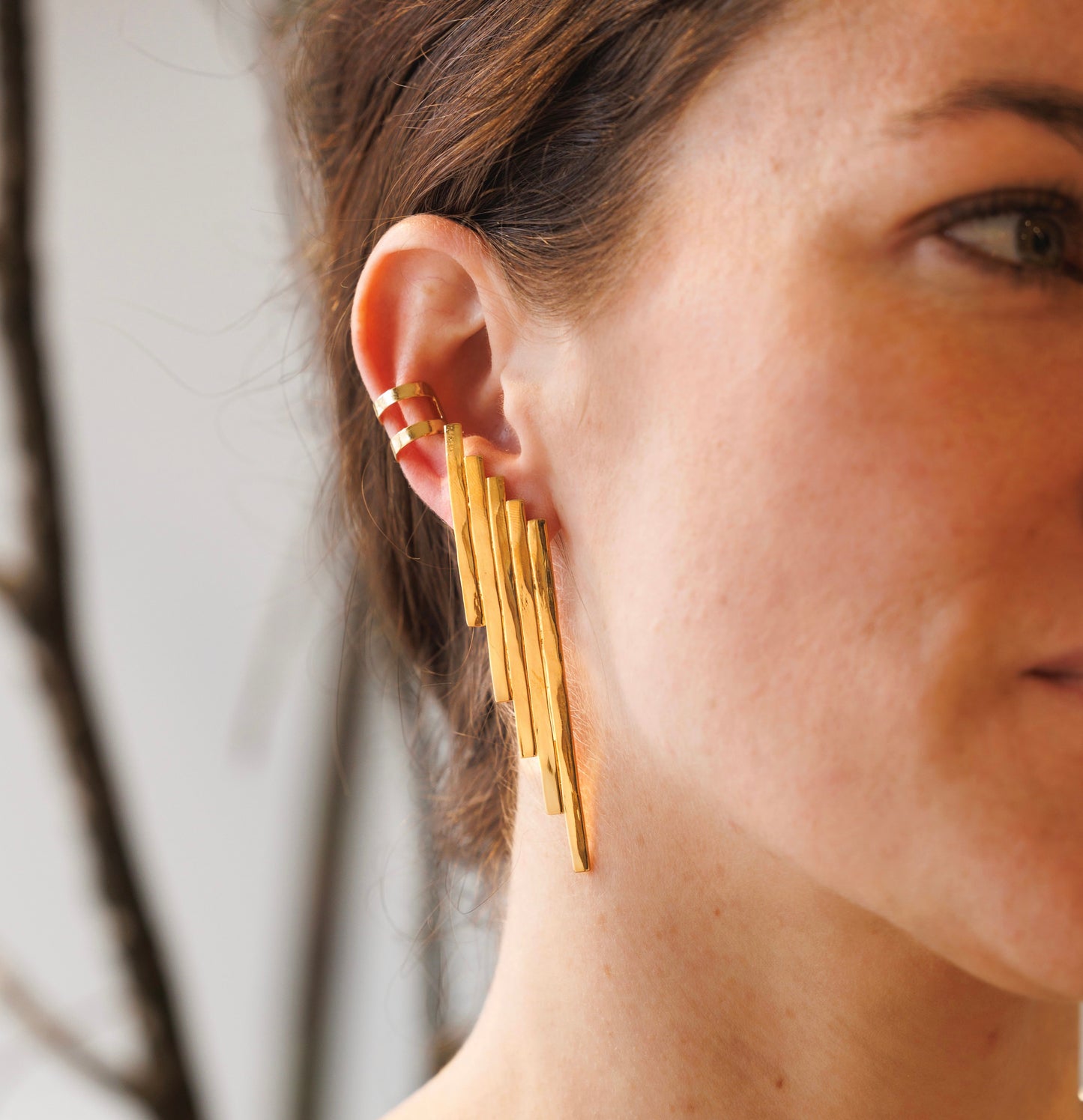 Crysler Large Stud Earring