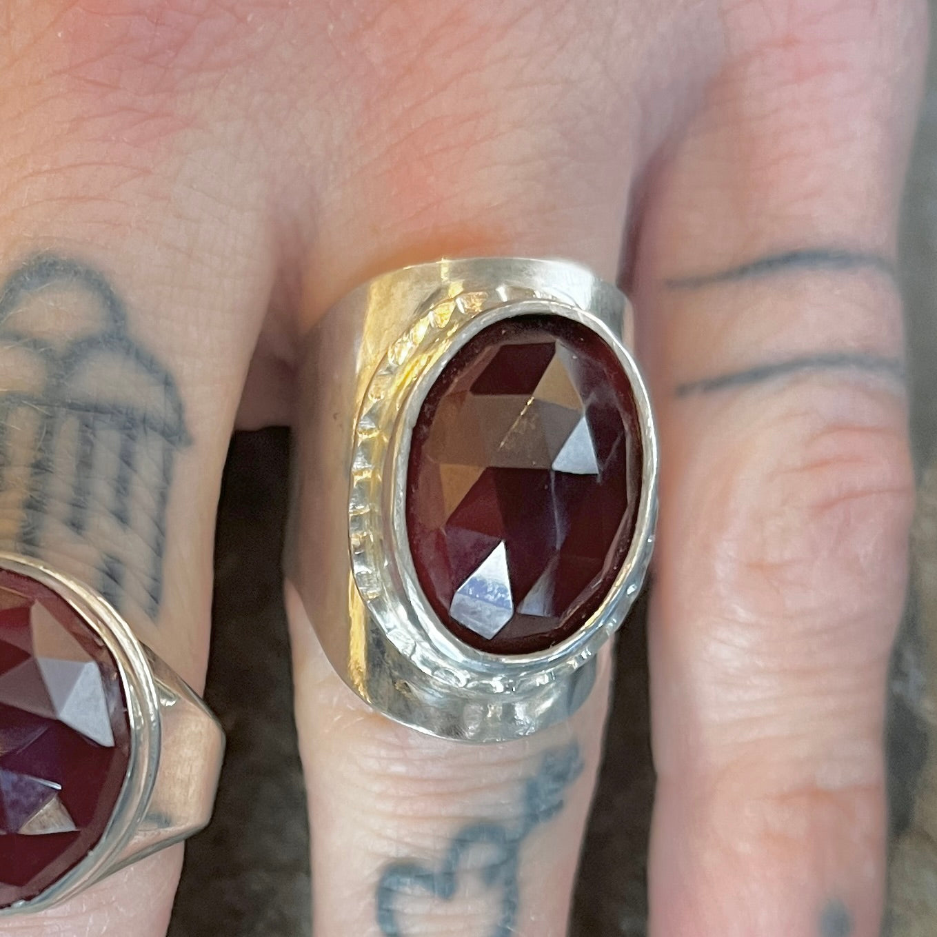 Rosecut Garnet Saddle Ring