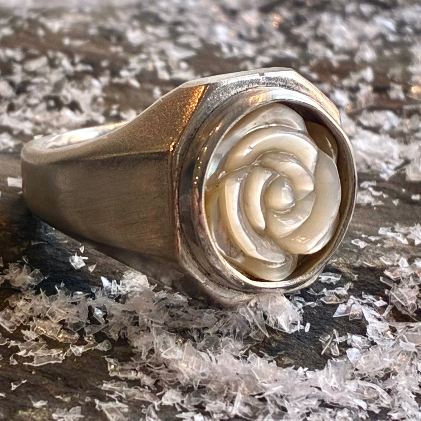 Rose Ring - Mother of Pearl