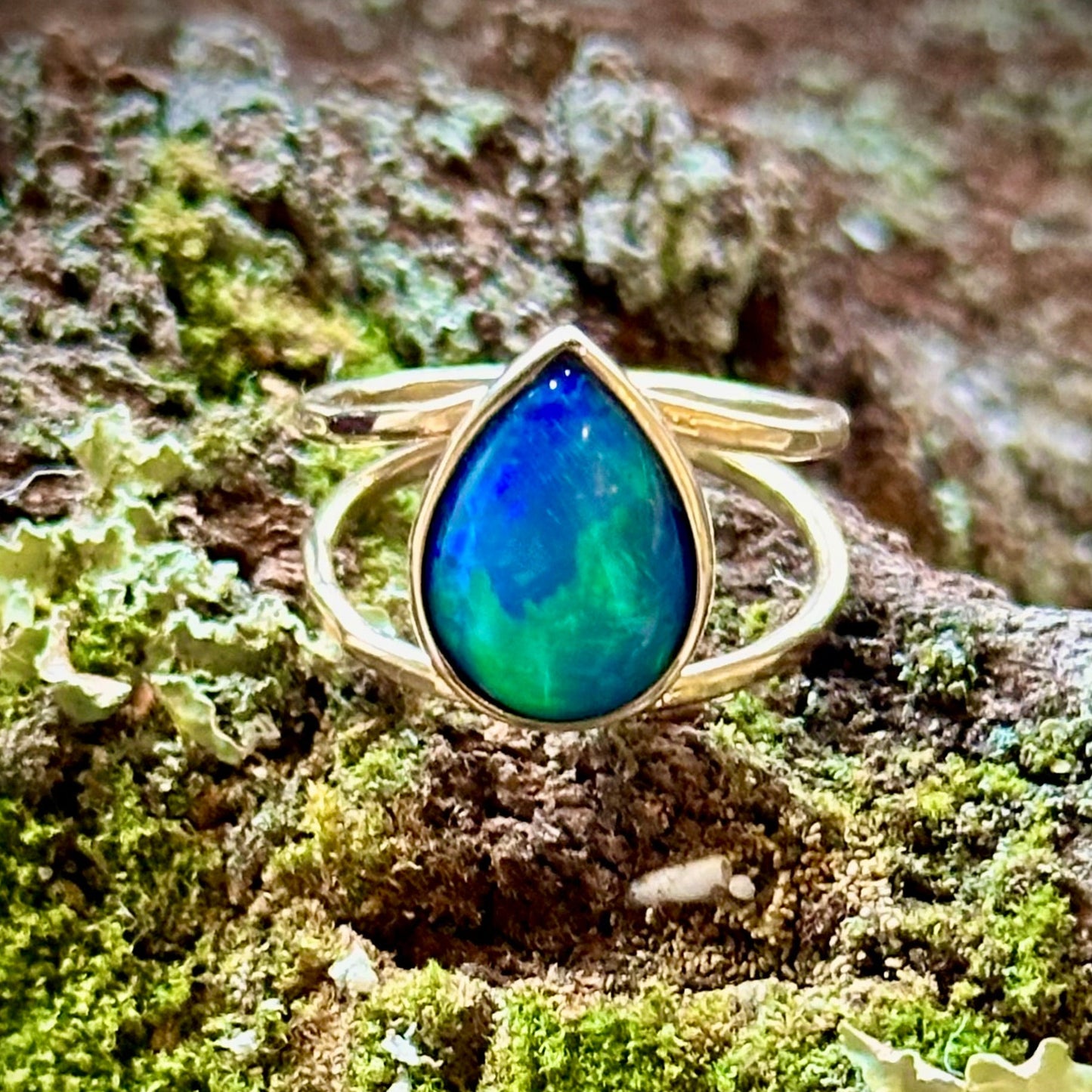 Teardrop Opal in 14K